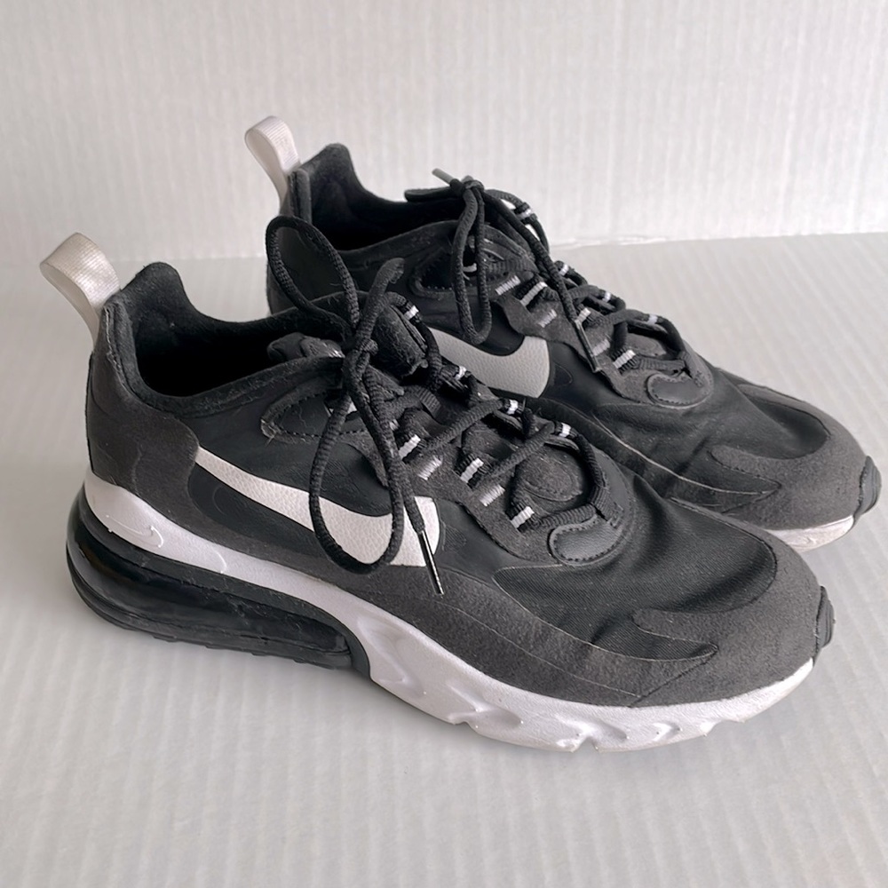 Nike Air Max 270 React Womens 6.5 black white